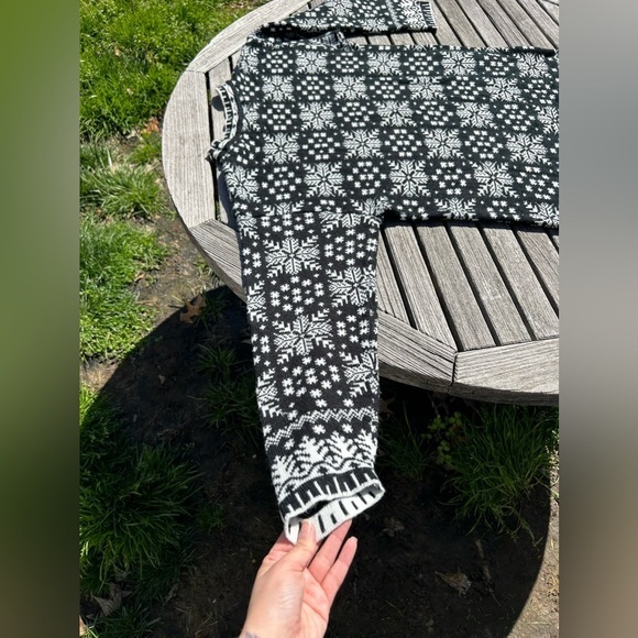 Vintage Venezia Pullover Sweater Size 14/16 Black White Geometric Snowflake - Picture 6 of 8
